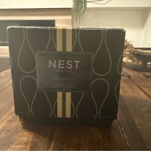 Nest New York Grapefruit Candle